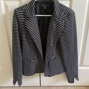 💛Black and white striped blazer